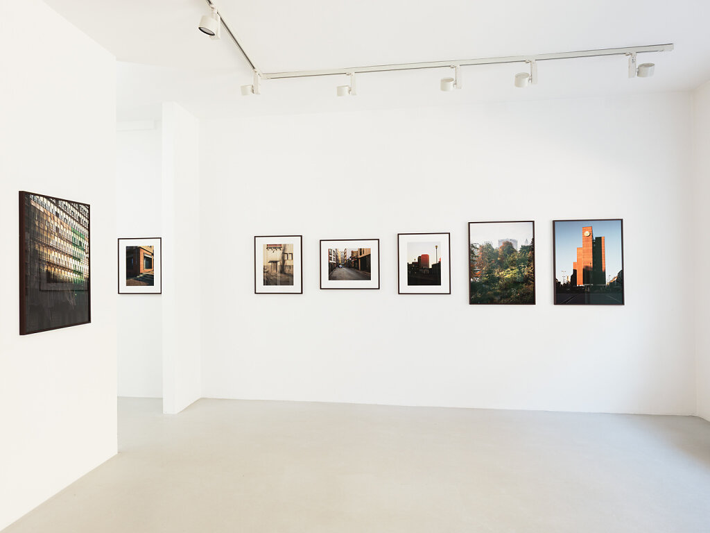 SentimentIndex-Installation-LR-042.jpg